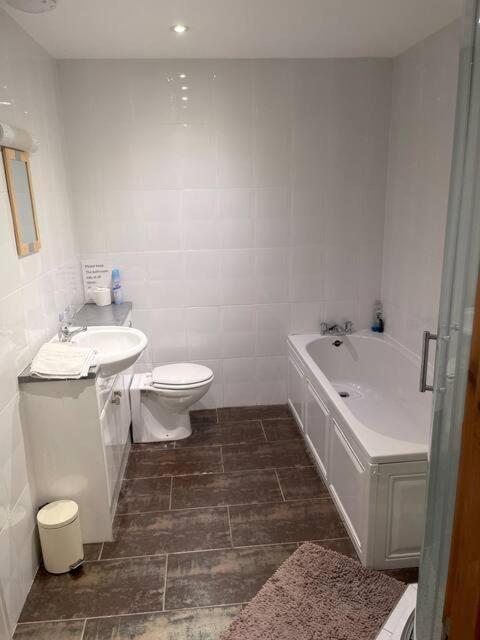 Holbeck Garden Villa Barrow-in-Furness Екстер'єр фото