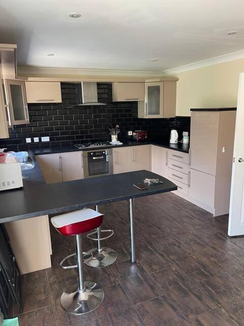 Holbeck Garden Villa Barrow-in-Furness Екстер'єр фото